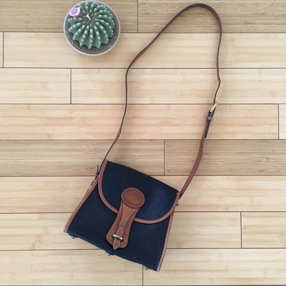 Dooney & Bourke Handbags - Vintage 90s Dooney & Bourke Small Essex Bag